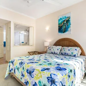 https://a-taste-of-the-tropics.cairnshotels4all.com